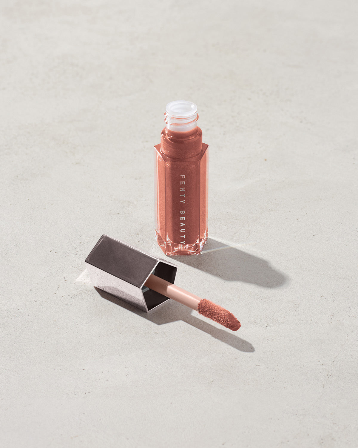 Gloss Bomb Universal Lip Luminizer ¡ª Fenty Glow