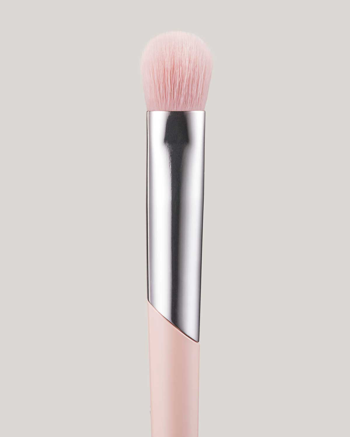 Plush Eyeshadow Brush 240