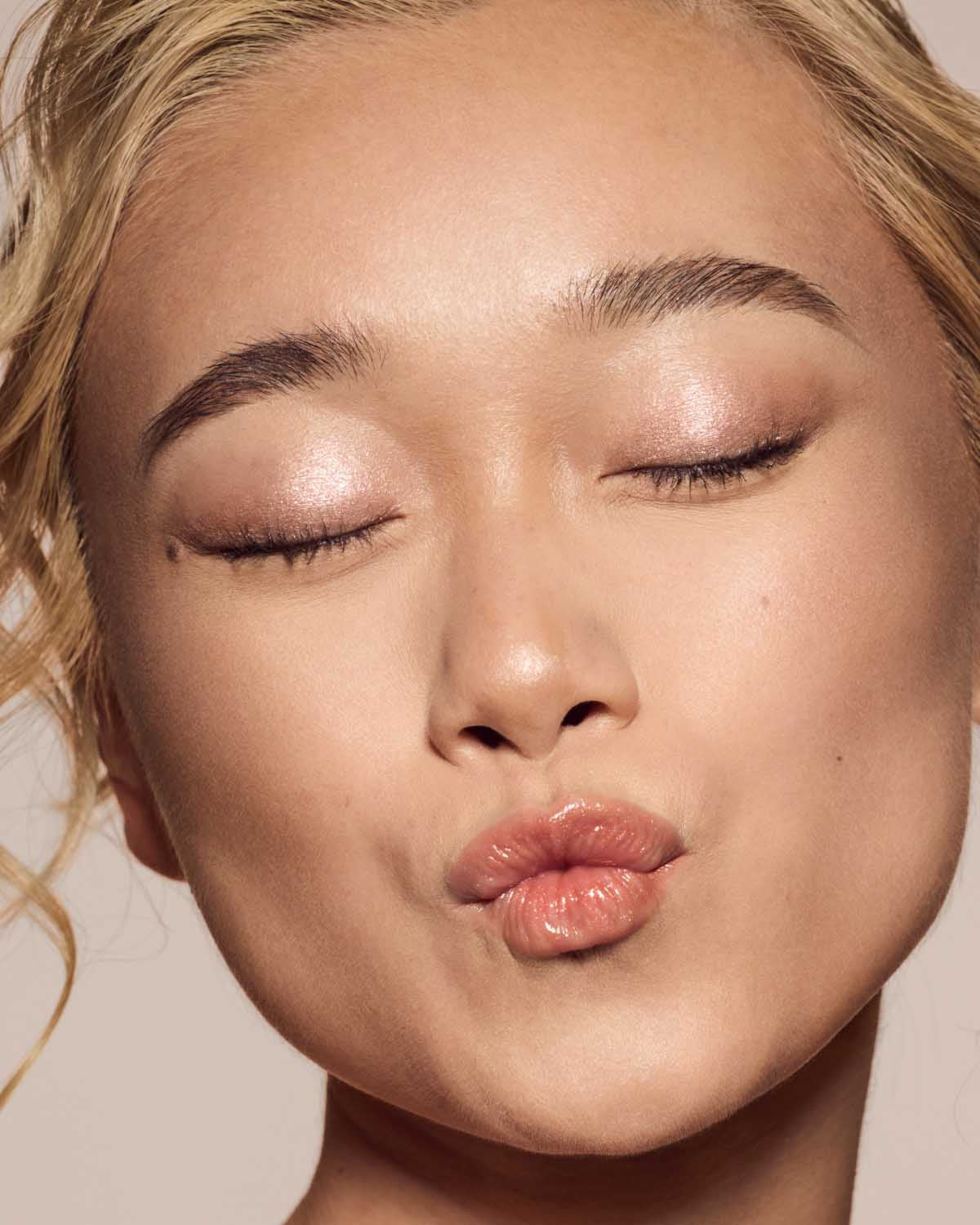 Gloss Bomb Universal Lip Luminizer ¡ª Fenty Glow